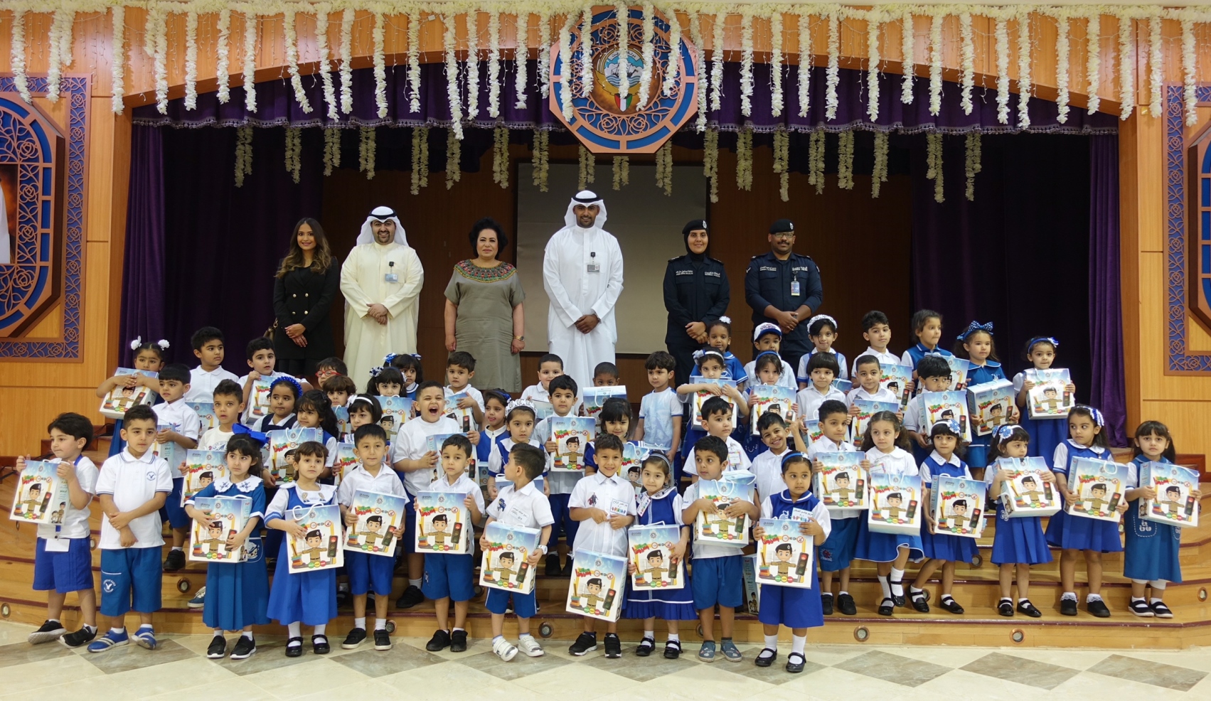 Zain joins students in welcoming new school year